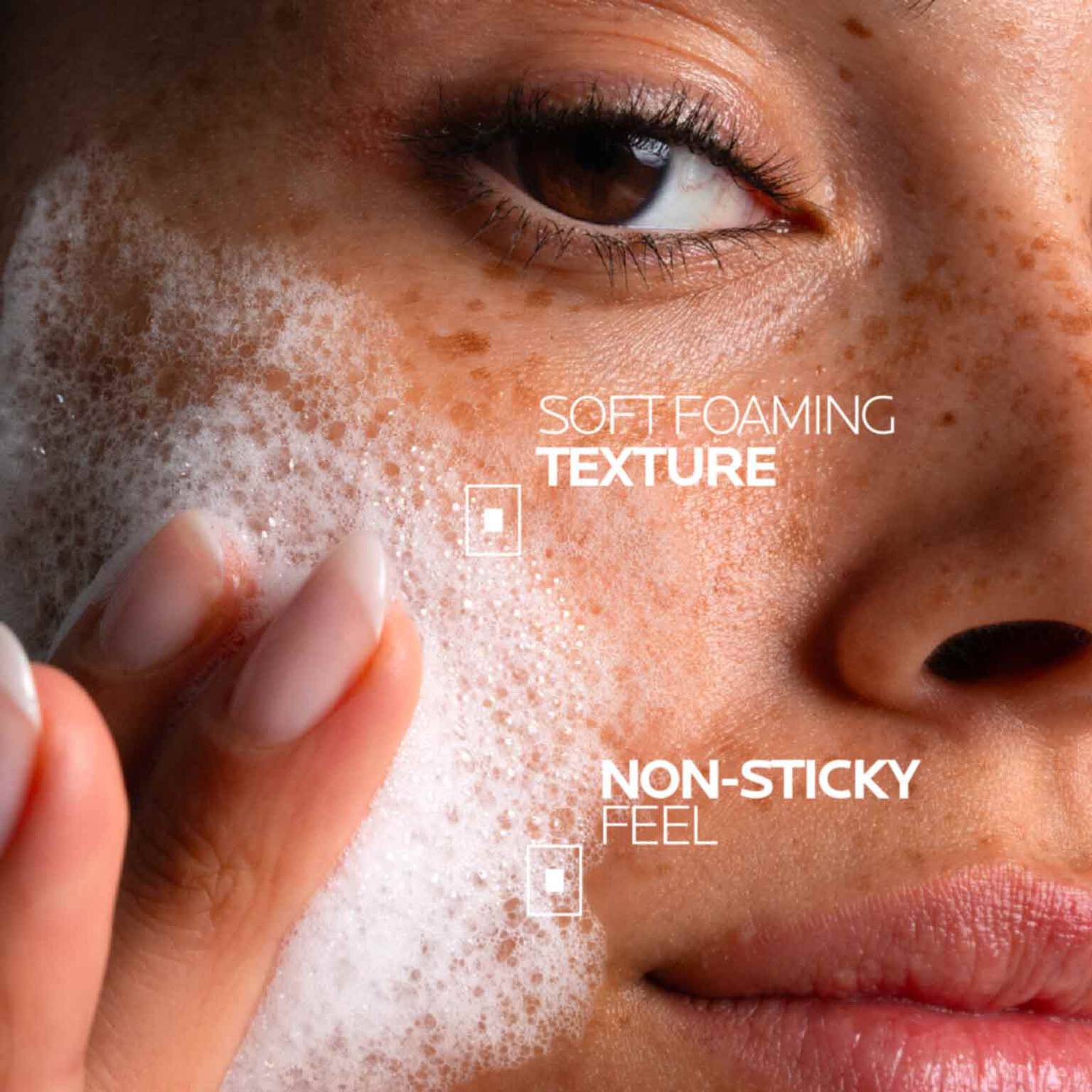 effaclar-supramolecular-oil-and-pores-jelly-cleanser-a2 Supramolecular-Cleanser_D2C-ATF-Texture_1500x1500.jpg